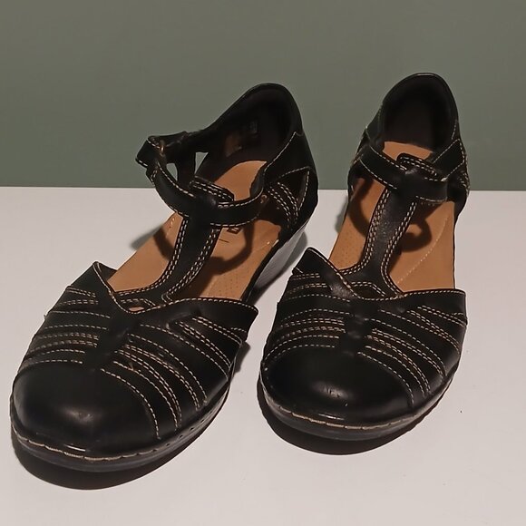 Clarks Wendy Alto T Strap Black Sandals Women's Size 6.5 - Picture 10 of 11
